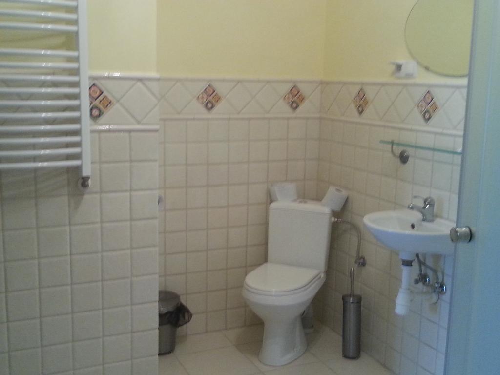 Hotel Skansen Nagawki Dmosin Pokoj fotografie